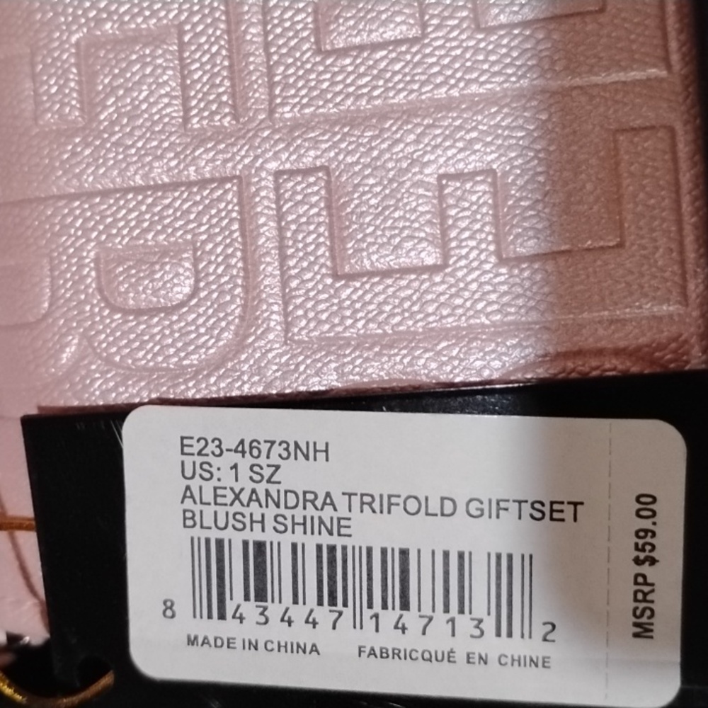 Bebe wallet and keychain set NWT - Picture 3 of 7